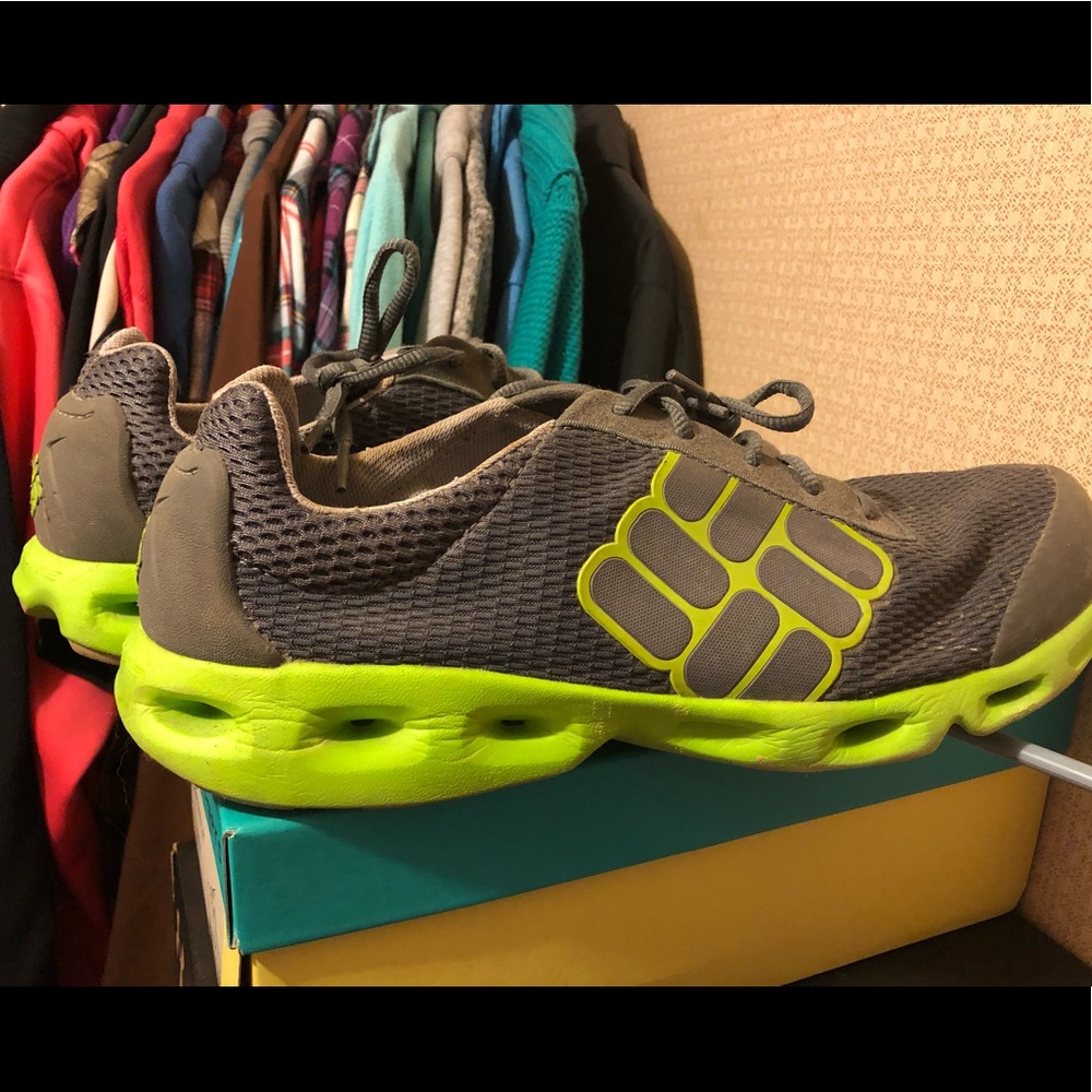 Men’s Columbia Tennis Shoe